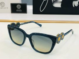 Picture of Versace Sunglasses _SKUfw55118385fw